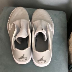 All white Jordan eclipse in excellent shape